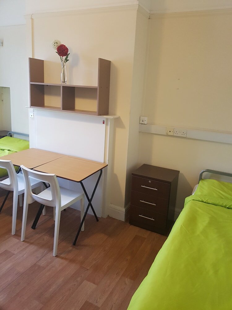 Фото Holland House - Hostel