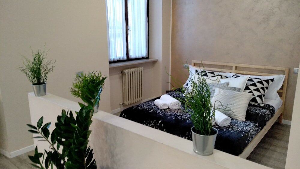 Фото Marconi Rooms - Loggia delle Erbe