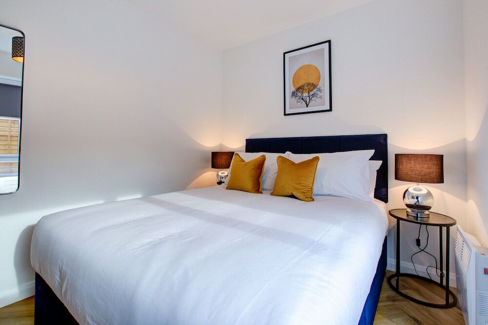 Фото Hybrid Resi - Mitcham