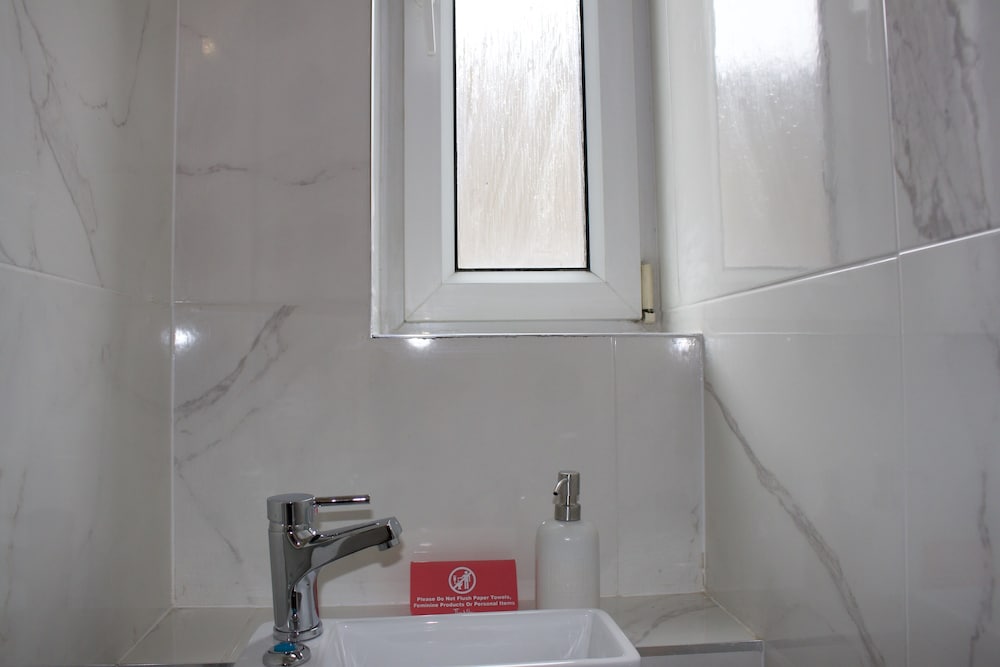 Фото Umbrella Properties Woolwich London