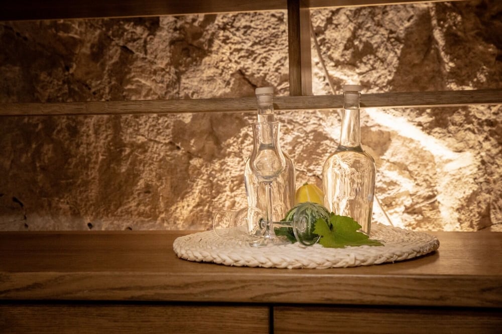 Фото Stipe - With Pool - H