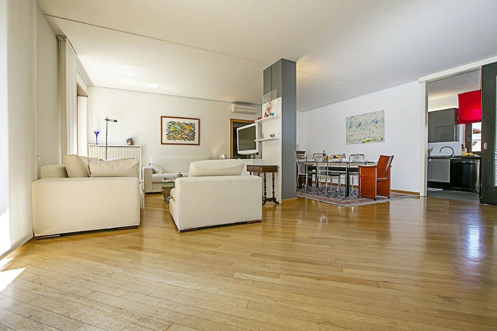 Фото Elegance Suite Isabella