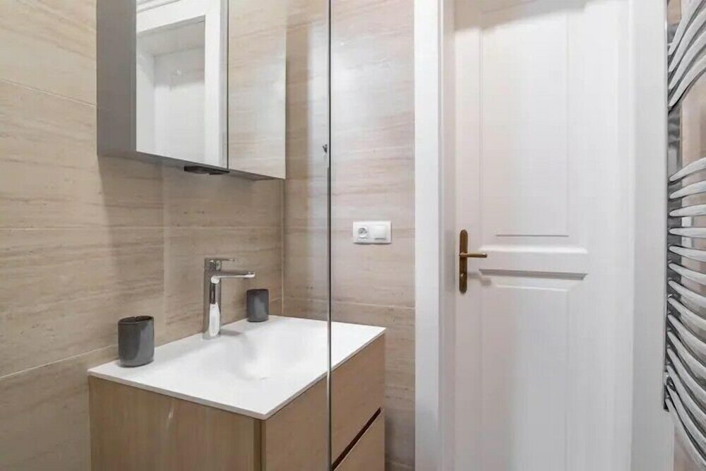 Фото Helen Homestay Karlín Prague