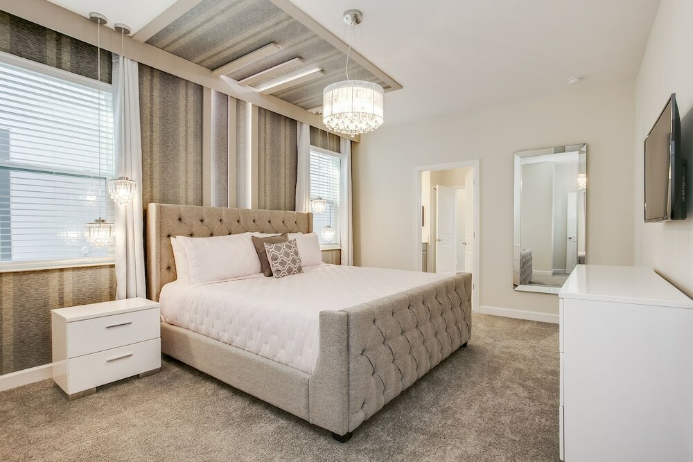 Фото Stunning Villa w No Rear Neighbors! Near Disney