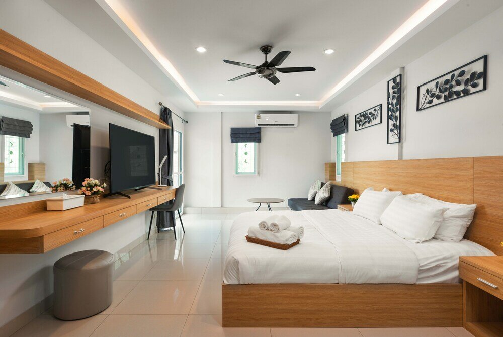 Фото Luxury Pool Villa 6br