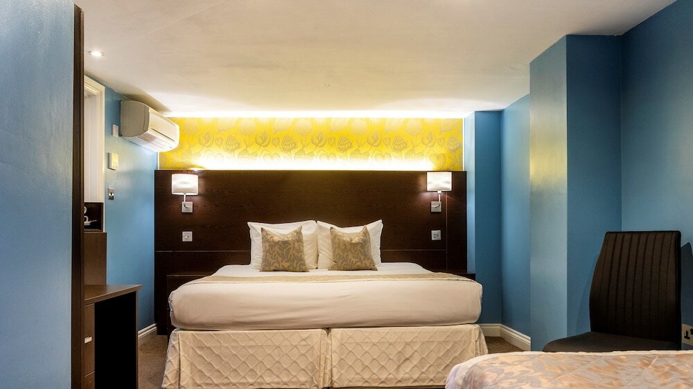 Фото Отель Shepherds Bush London