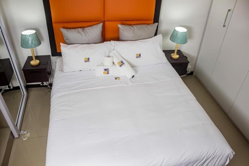 Фото 18 On Sherlock