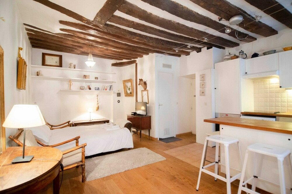 Фото Bright and Spacious Notting Hill Nest