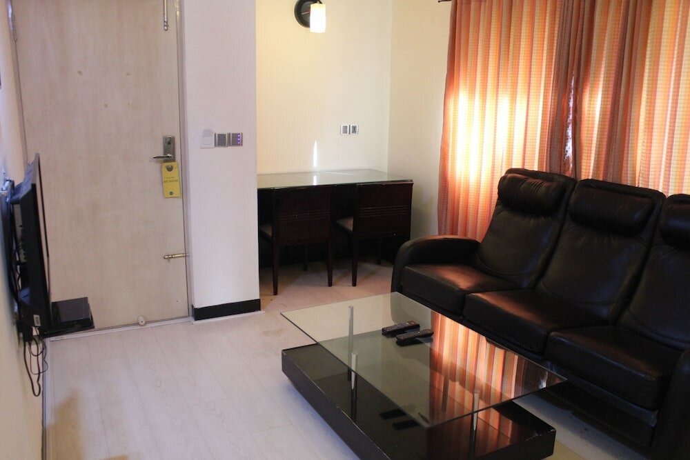 Фото White Canvas Hotel