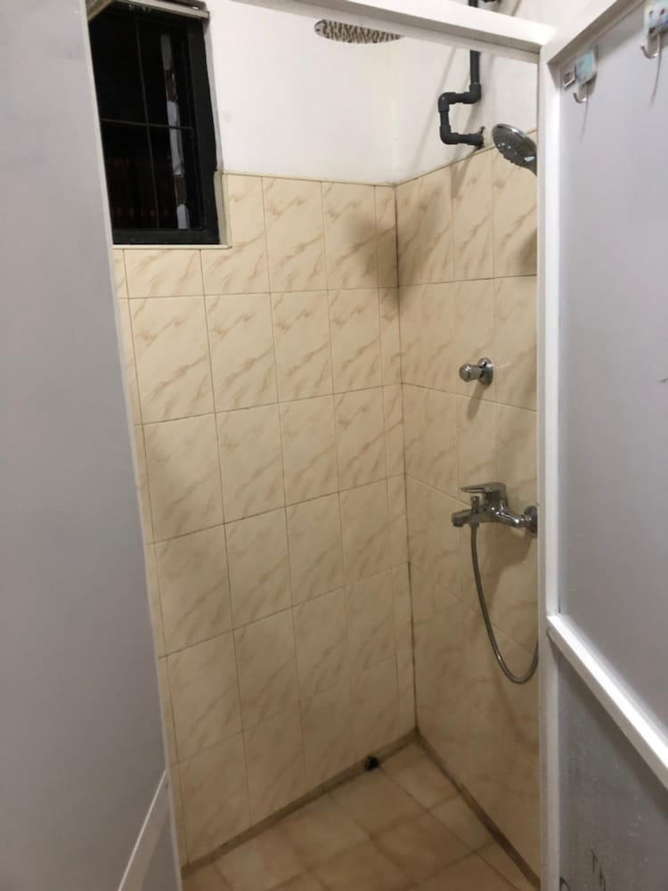 Фото Seconds Hostel