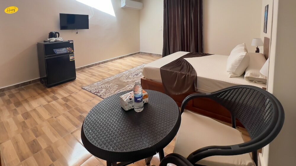 Фото Happy View Inn