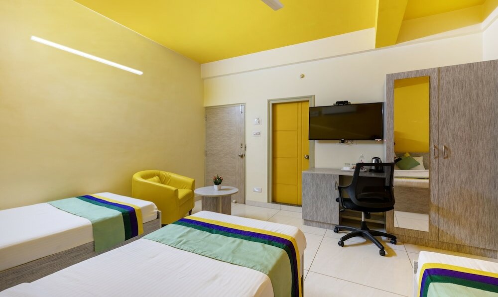 Фото Treebo Trend Four Seasons