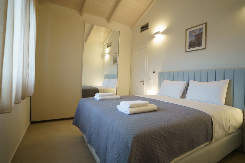 Фото Astrali Stone Villas