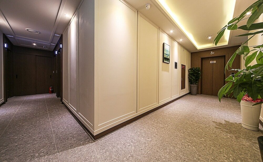 Фото Hotel Button