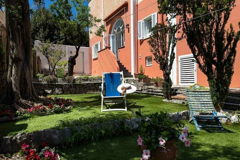 Апартаменты Relais Bismarck в Капри