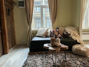 Апартаменты Изысканные апартаменты с 1 спальней и садом в центре города