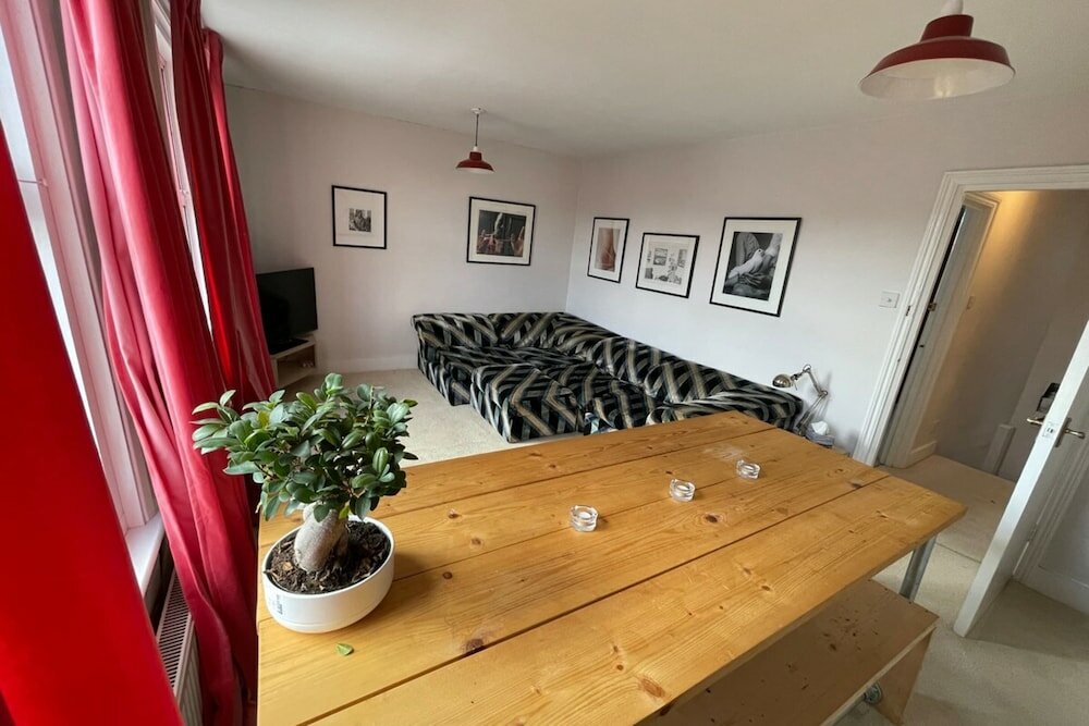 Фото Modern & Cosy 1 Bedroom Top Floor Flat in East Dulwich