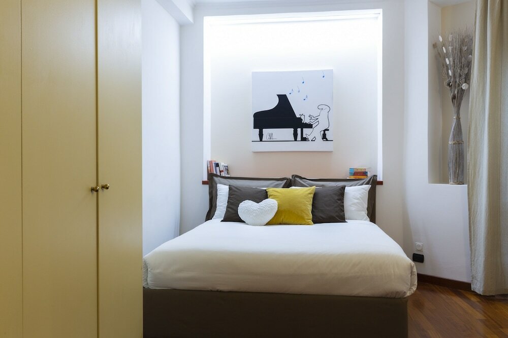 Фото NotaMI - The Wall Top Floor Apartment