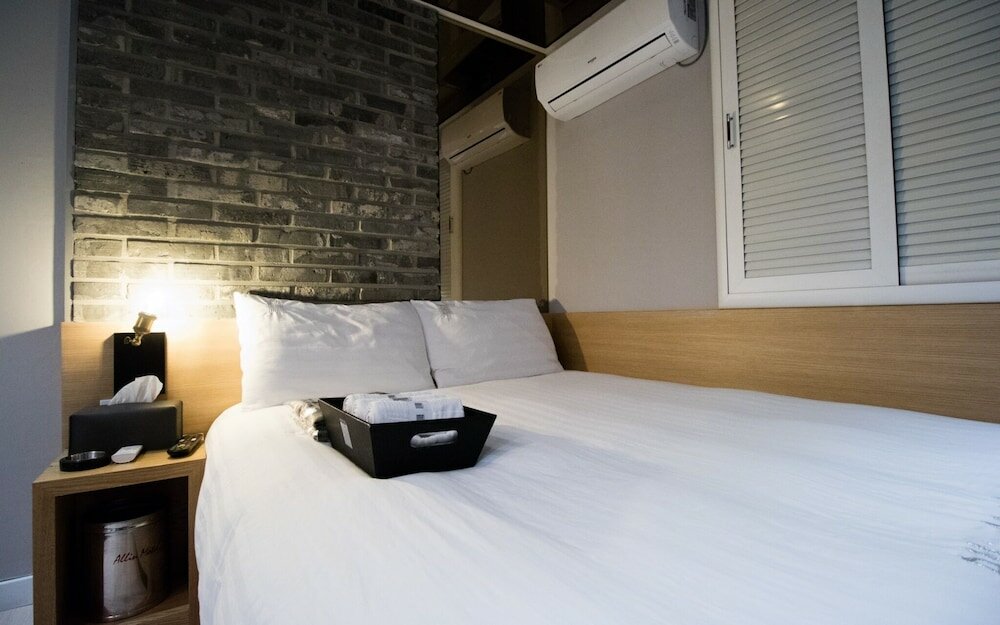 Фото Nonhyeon All In