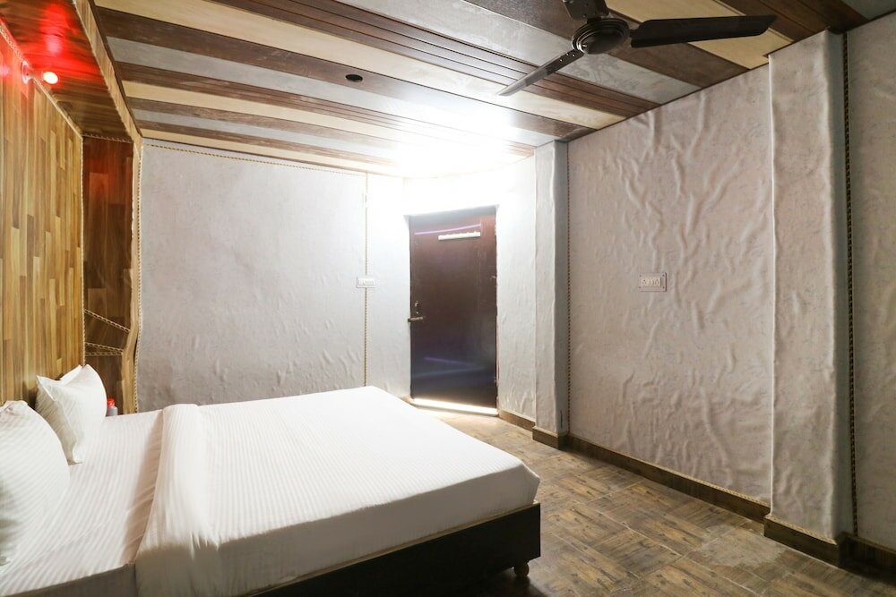 Фото Spot On 49126 Silent Valley Appartments