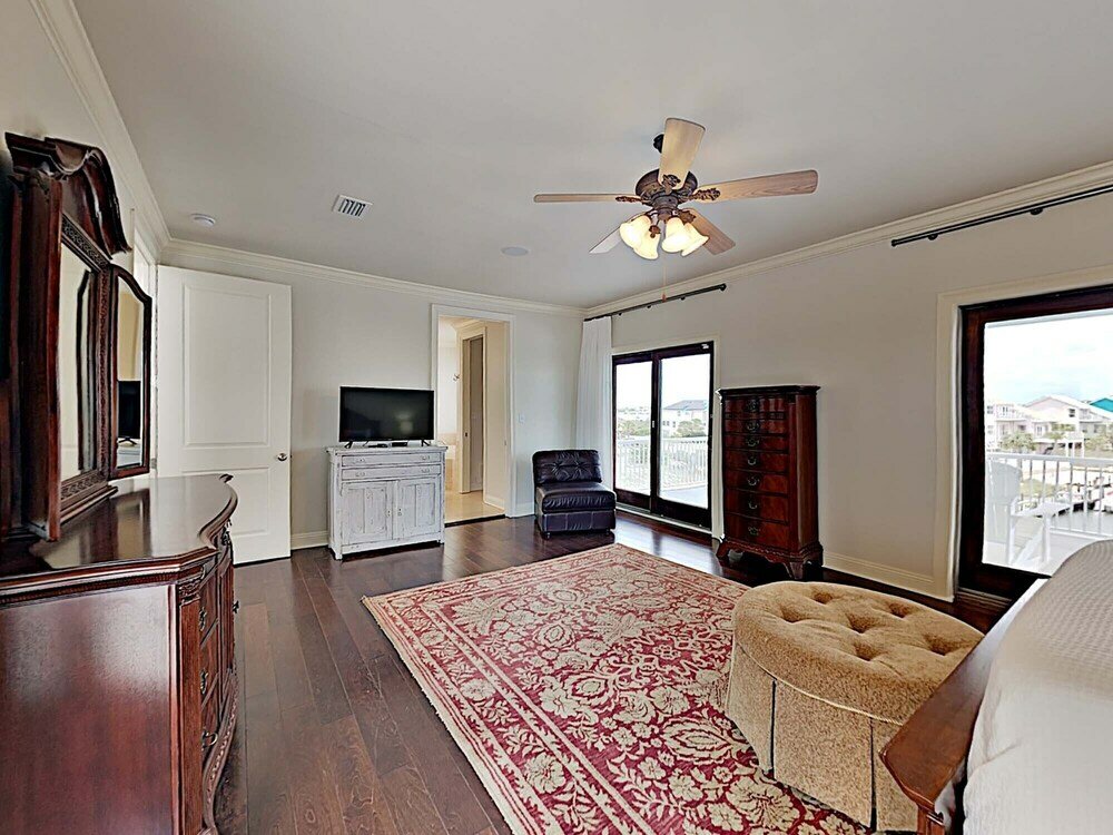 Фото Deja Blue Cove