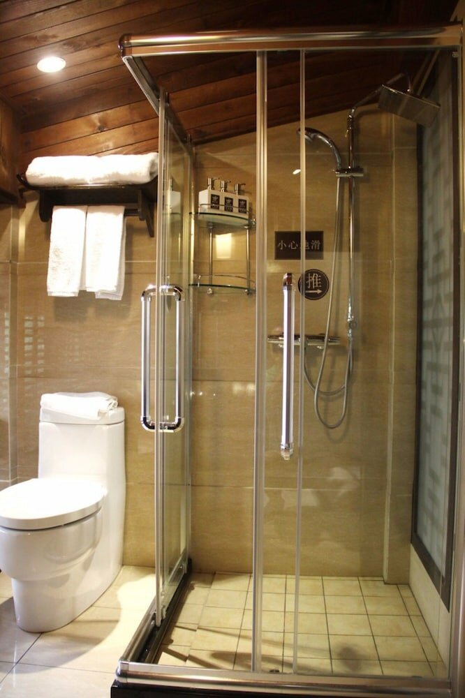 Фото Demen Renli Hotel