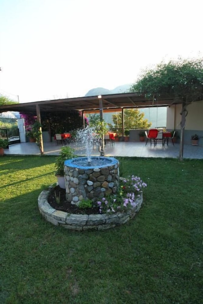 Фото Argiroupolis Maria Rooms