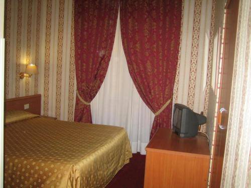 Фото Florida rooms comfort Hotel