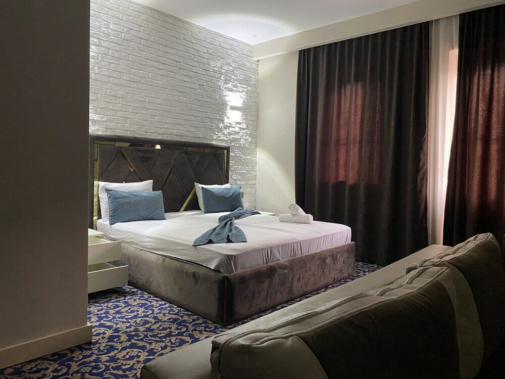 Фото Отель Wiseman Mont Inn