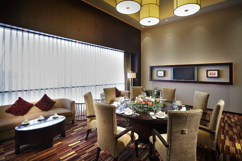 Фото Holiday Inn Chengdu Century City East Tower