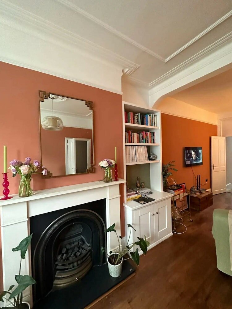 Фото Tranquil & Family-friendly 3bd Home, Clapham!
