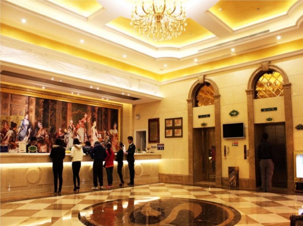 Фото отеля 2