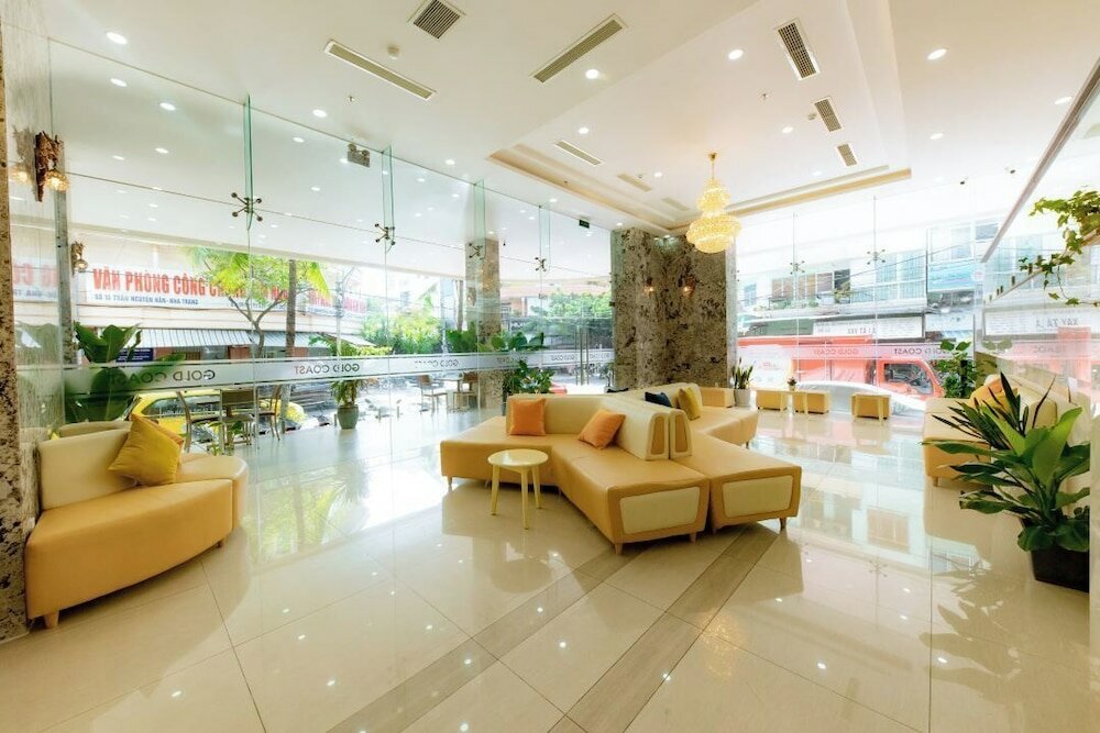 Фото GoldCoast Hotel