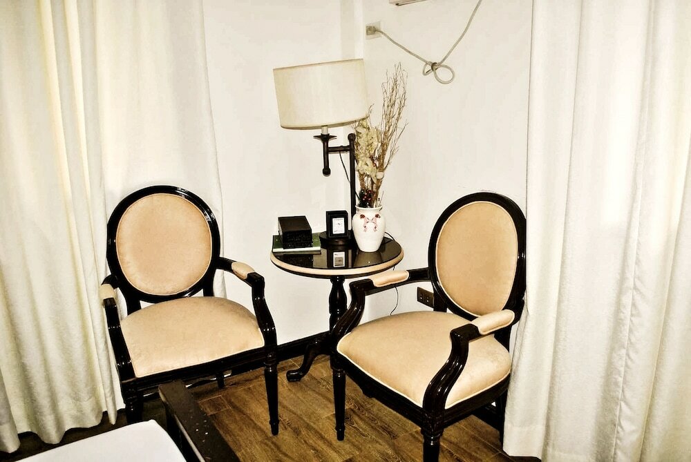 Фото Loria Hotel Tagaytay