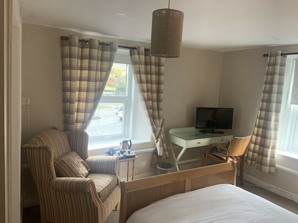 Фото The Halfway House Pub and Kitchen