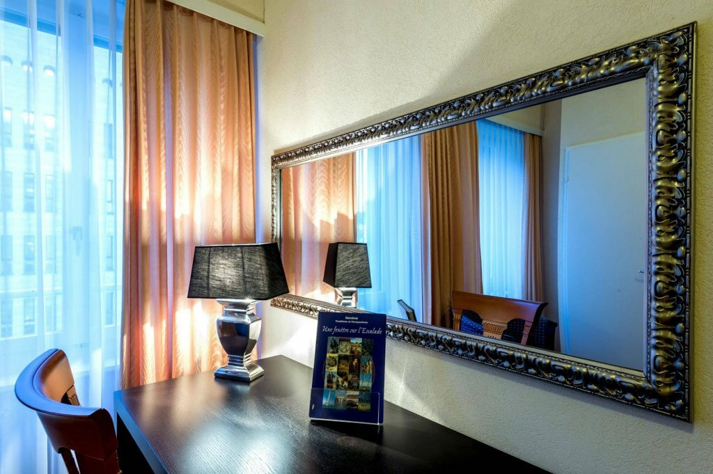 Фото Hotel Century Geneve