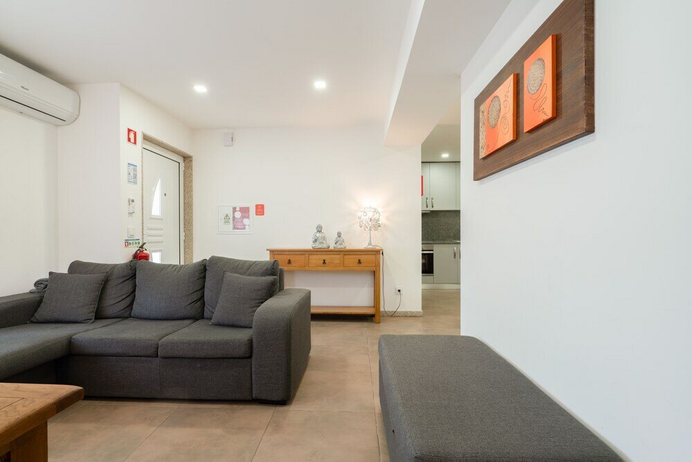 Фото Casa da Petisqueira 61 - Paredes-Oporto