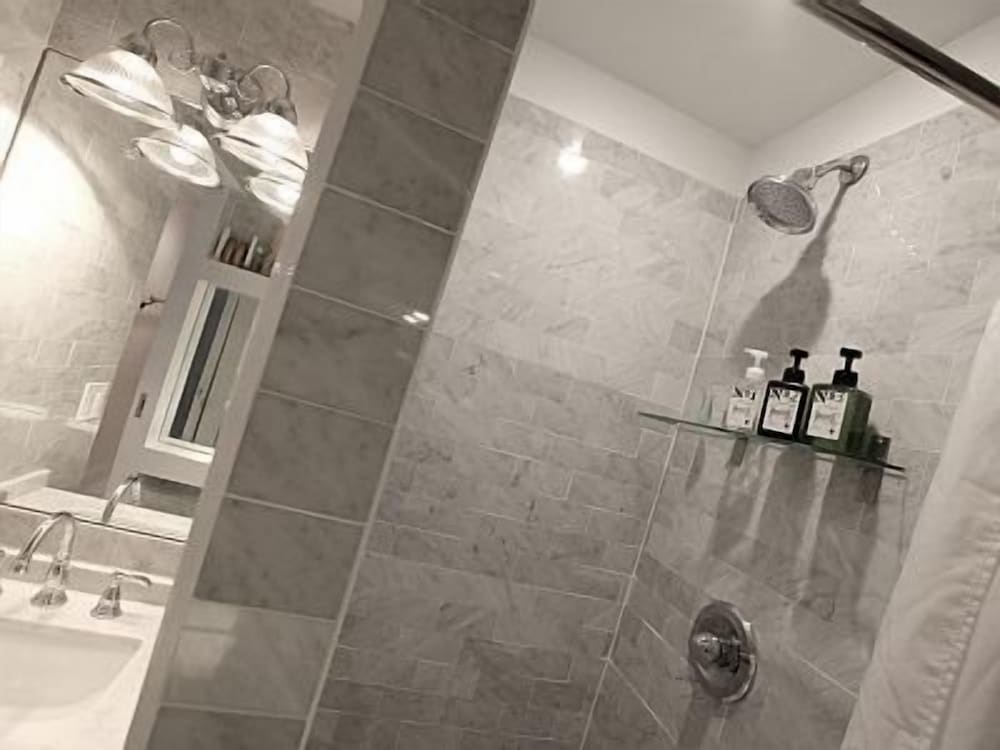 Фото MySuites - Bowery Soho