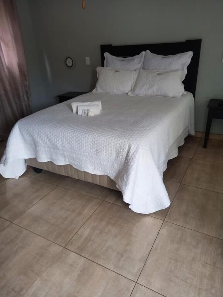 Фото Kennzy Guesthouse