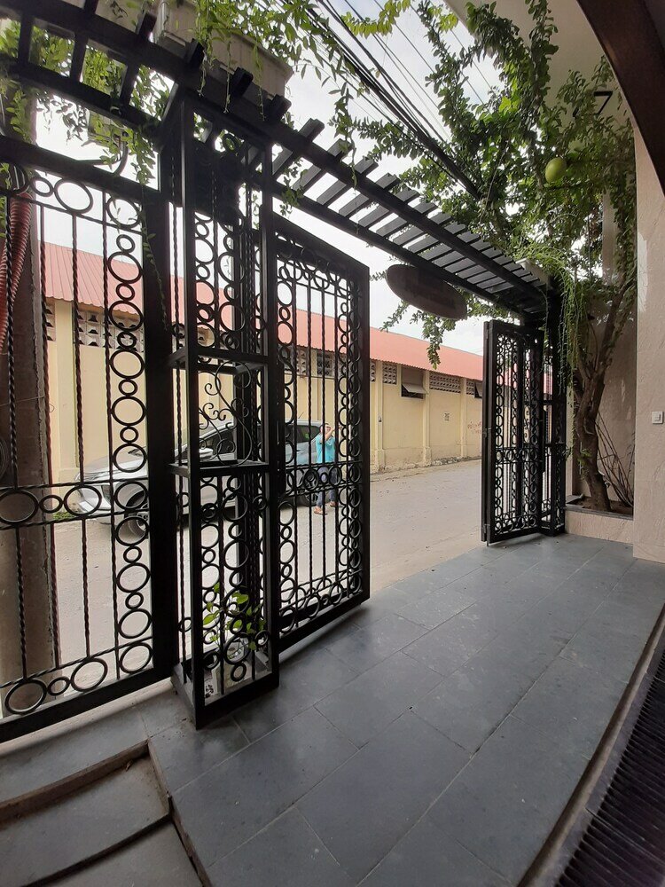 Фото Goplus Hotel Apartment