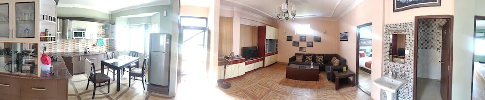 Фото Himalayan Hotel and Service Apartments