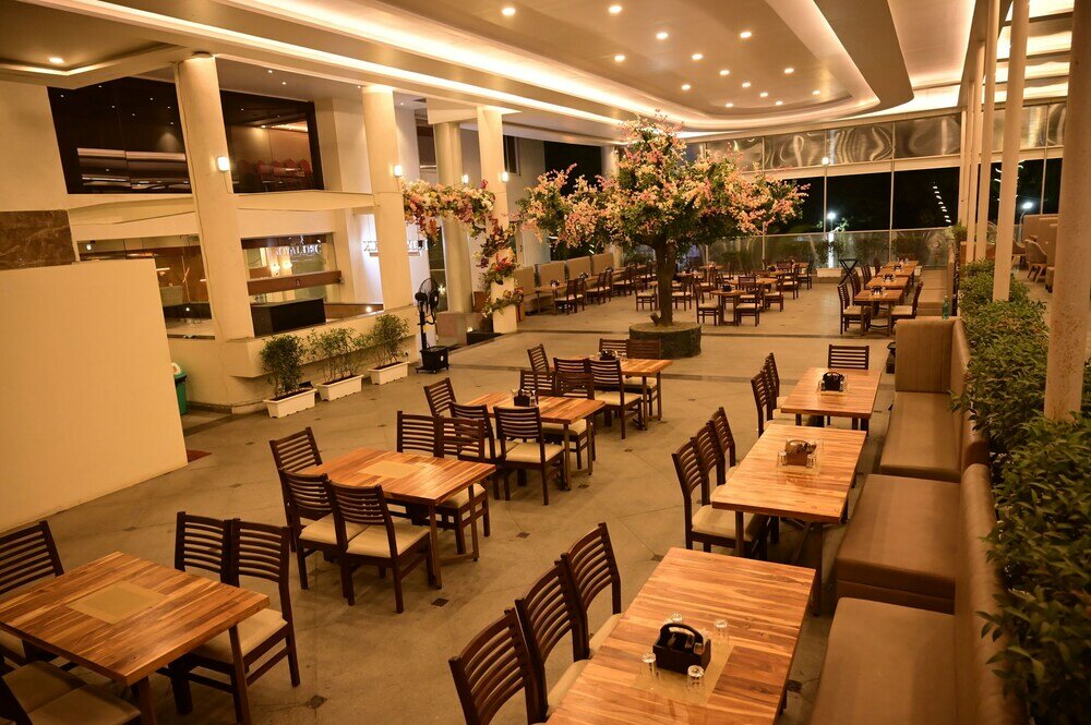 Фото Moistin Hotel