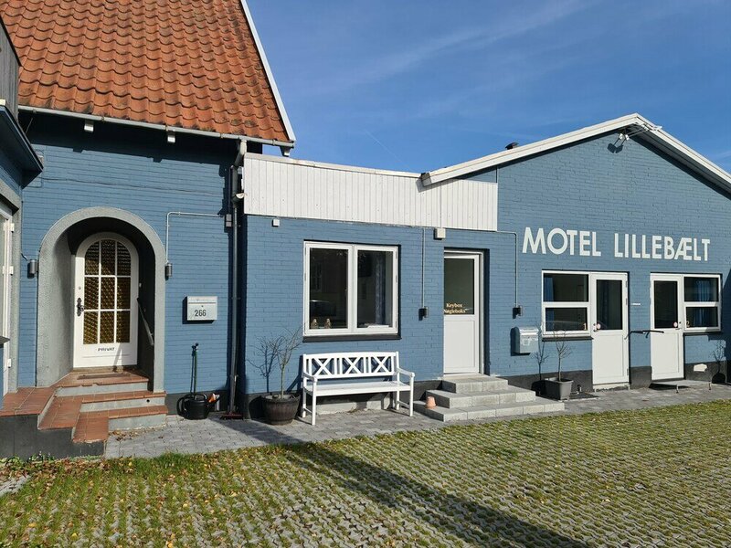 Гостиница Motel Lillebaelt в Миддельфарте