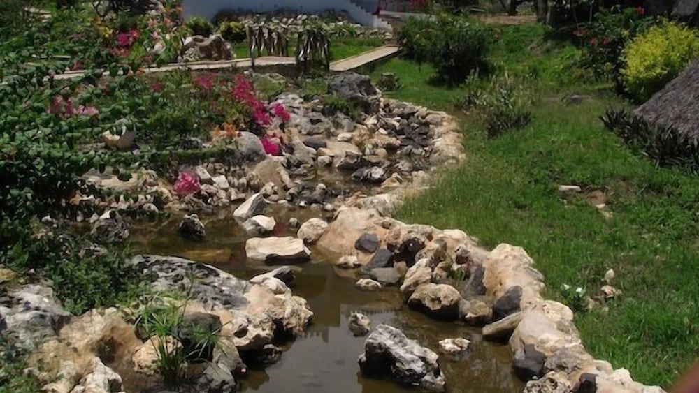 Фото HillPark Hotel - Tiwi Beach