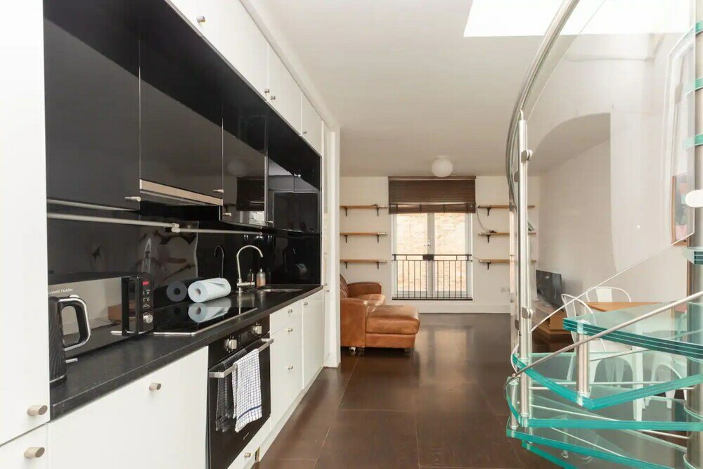 Фото Bright and Stylish 2 Bedroom House in Shoreditch