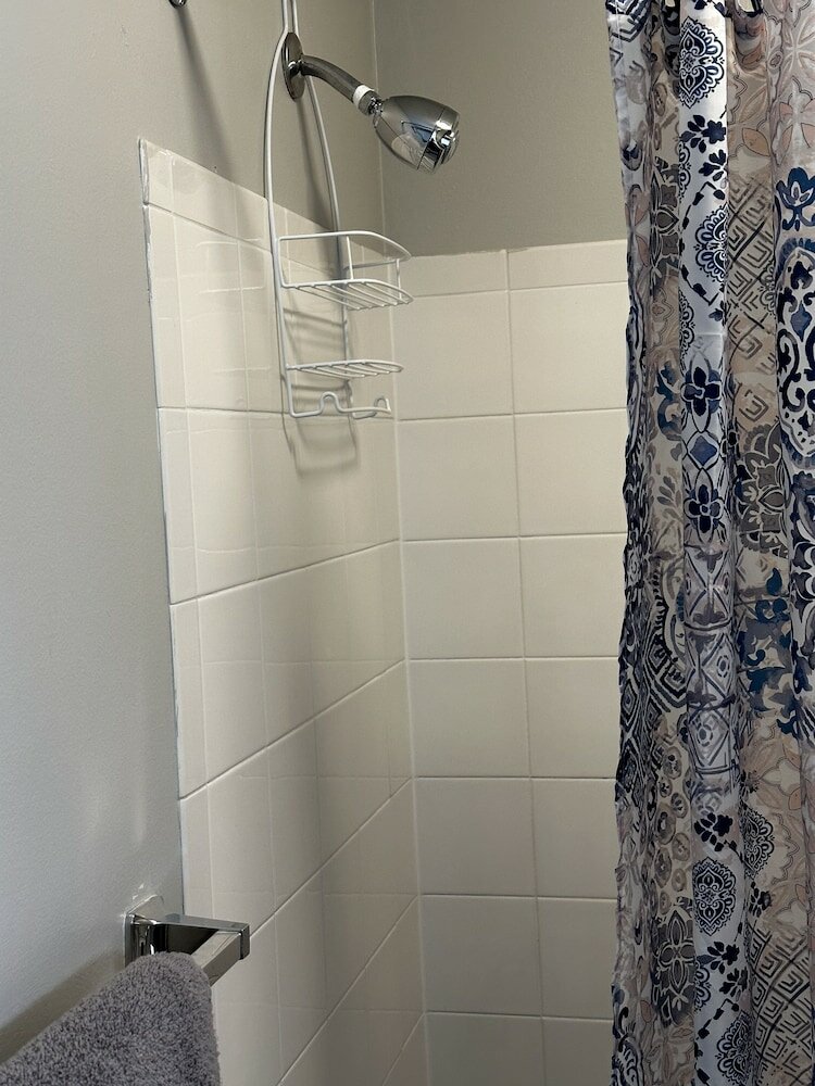 Фото 2 Br con patio por el centro comercial