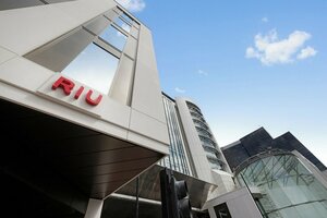 Гостиница Hotel Riu Plaza London Victoria