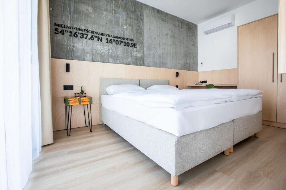 Фото Arche Fabryka Samolotów w Mielnie