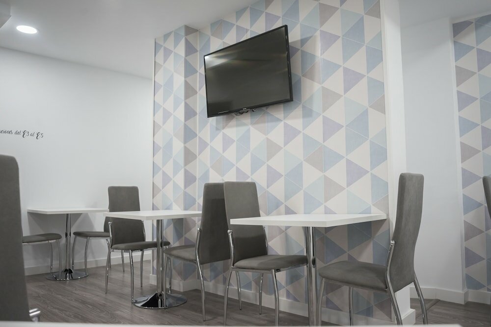 Фото Hostal Goyesco Plaza