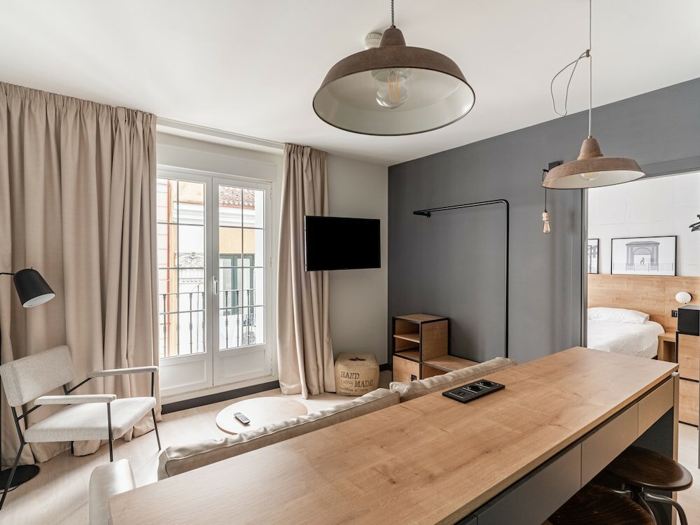 Фото Limehome Madrid Calle de la Madera